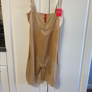 Spank NWT open bust midthigh body suit XL natural